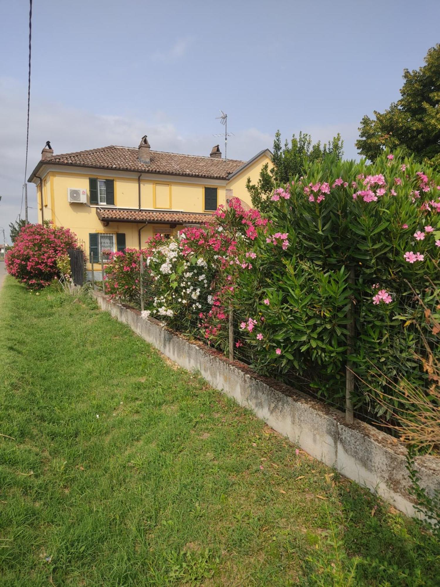 Casteggio Cascina Angelinaヴィラ エクステリア 写真